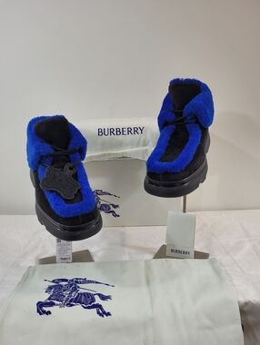 Burberry Mens Suede & Sherlin Chucka  Boots Size 10.5 Black & Electric Blu $1550